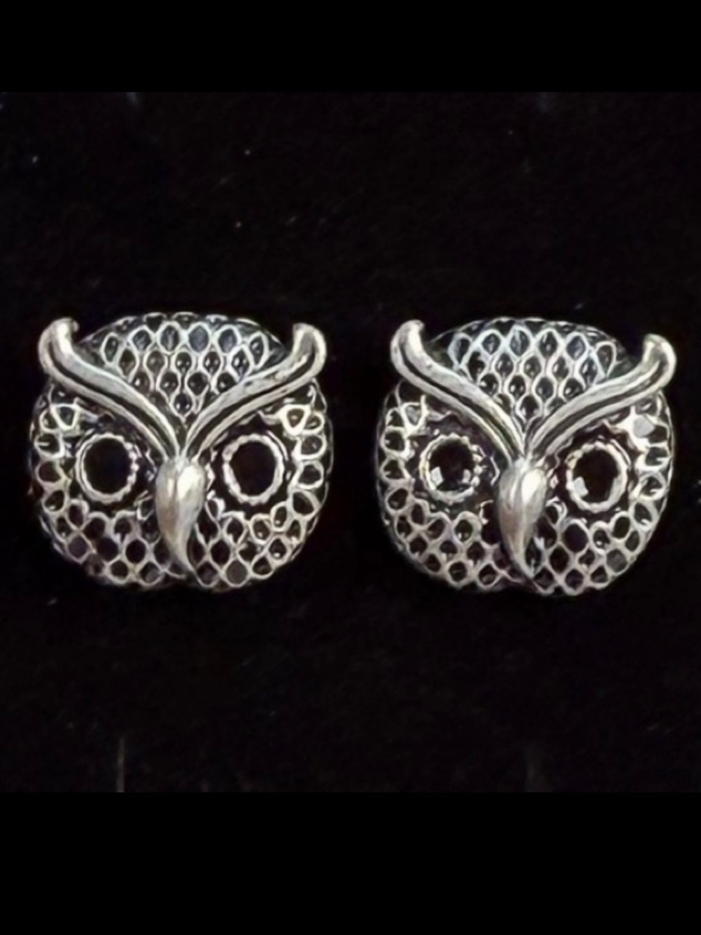 Silvertone vintage owl pierced earrings